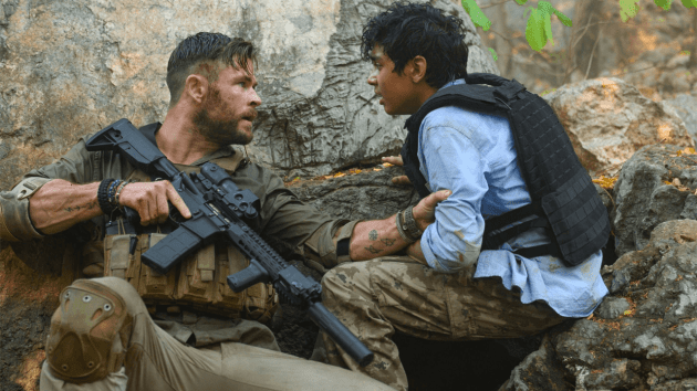 extraction-starring-schris-hemsworth-coming-to-netflix-april-2020